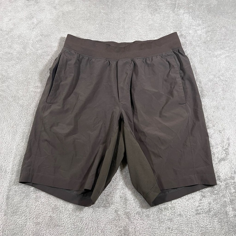 Lululemon The Short Men's Size‎ M Green Gray Lined Elastic Waist Summer Casual